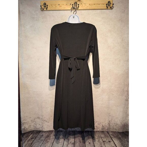 Duo Maternity dress size small - Picture 2 of 3